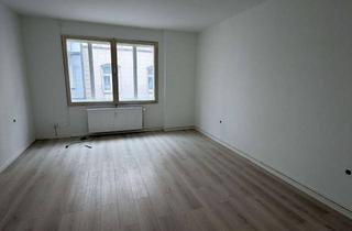 Wohnung mieten in Augustastr 17, 58089 Wehringhausen, Frisch renovierte 1-Zimmer-Wohnung mit separater Küche – ab sofort bezugsfrei