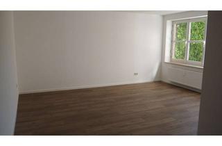 Wohnung mieten in Rathausallee 27, 22846 Norderstedt, Modernisierte 2-Zimmer-Wohnung in Norderstedt-Mitte