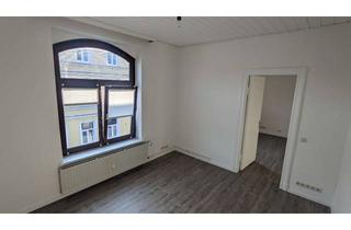 Wohnung mieten in 25335 Elmshorn, Renovierte 3-Zimmer-Wohnung mit sonniger Dachterrasse zu vermieten
