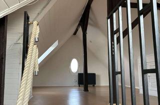 Wohnung mieten in Karlstraße 11 A, 45329 Altenessen-Nord, 1-Zimmer-Wohnung im Dachgeschoss in Essen