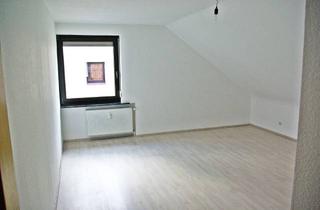 Wohnung mieten in 66292 Riegelsberg, 3 ZIM DG 100m² Südseite Parkplatz Garten Keller Waschküche Klim