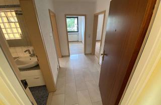 Wohnung mieten in Wallbergstraße, 83026 Aising, 3-Zimmer-Wohnung mit Balkon & Alpenblick in zentraler Lage Rosenheim
