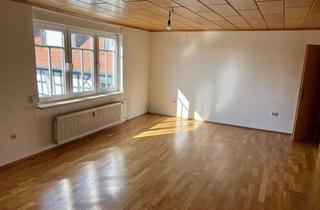 Wohnung mieten in Zum Lahnberg 21, 35043 Marburg, Sanierte 4-Raum-Wohnung mit Balkon in Marburg