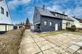 Einfamilienhaus kaufen in 30419 Ledeburg, Modernisiertes Einfamilienhaus mit separat bewohnbarem Keller, neuem Wintergarten und 2 großen Gara
