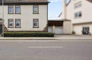 Haus kaufen in 75443 Ötisheim, Zweifamilienhaus mit Garten, Werkstatt & Ausbaupotenzial in Ötisheim