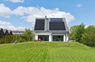Einfamilienhaus kaufen in 30890 Barsinghausen, Smart. Nachhaltig. Großzügig. Familienidyll mit beeindruckendem Grundstück