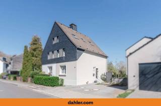 Doppelhaushälfte kaufen in 40468 Unterrath, Charmante Doppelhaushälfte, wertig modernisiert und perfekt angebunden in Düsseldorf-Unterrath