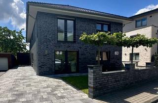Haus kaufen in Am Freien Stuhl, 59368 Werne, WERNE - Exklusives Traumhaus mit modernster Energietechnik "A+" und Wellnessbereich!