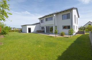 Einfamilienhaus kaufen in 96138 Burgebrach, Einfamilienhaus für die Familie mit großzügigem Garten