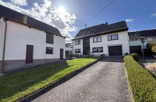 Einfamilienhaus kaufen in 54472 Monzelfeld, Einfamilienhaus mit Garage und Schuppen im Ortskern