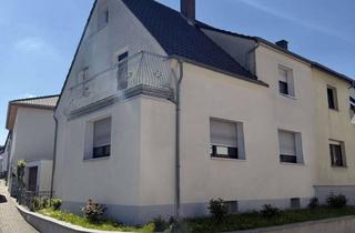 Haus kaufen in 69242 Mühlhausen, Modernisiertes Familienhaus mit Terrasse, Balkon & Garage in ruhiger Lage von Mühlhausen