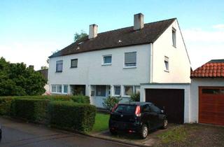 Haus kaufen in 70794 Filderstadt, ***Sehr großzügiges 1-Familien-Doppelhaus mit viel Platz***