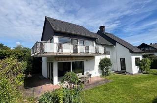 Einfamilienhaus kaufen in 61191 Rosbach, Großes Einfamilienhaus mit Charakter in beliebter Lagevon Rosbach – Rodheim v.d.H.
