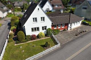 Einfamilienhaus kaufen in Kirschbaumweg 11, 58708 Menden, Platz für Generationen, Familie und Lebensträume – Einfamilienhaus mit ebenerdiger Einliegerwohnung
