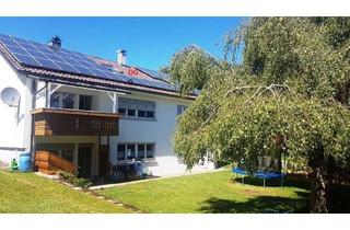 Haus kaufen in 79736 Rickenbach, Dreifamilienhaus in Rickenbach in ruhiger Wohnlage - auch als Mehrgenerationenhaus geeignet.