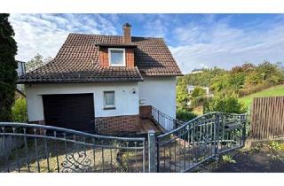 Einfamilienhaus kaufen in 34286 Spangenberg, Verwirklichen Sie Ihre Wohnträume!Freistehendes Einfamilienhaus mit Garage und Schlossblick