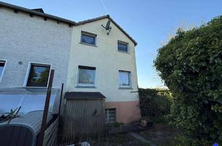 Haus kaufen in 58706 Menden, Fast zum Grundstückswert - Renovierungsbedürftige DHH als 2-FH, unterkellert auf 1.077 m² Grundstück