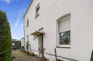 Doppelhaushälfte kaufen in Akazienstraße 102a, 52353 Düren, Sanierungsbedürftige Doppelhaushälfte mit Potenzial..
