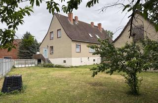 Haus kaufen in 06642 Reinsdorf, DHH mit Keller und Brunnen in idyllischer, dörflicher Lage mit guter Verkehrsanbindung