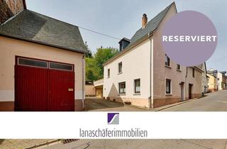 Haus kaufen in 54470 Lieser, Lieser: Wohnhaus mit Erweiterungspotenzial, Schuppen und Garten