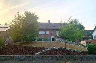 Haus mieten in Hölderlinstr. 40, 65779 Kelkheim, Großzügiges Einfamilienhaus mit Einliegerwohnung in Kelkheim