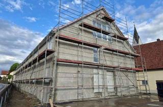 Büro zu mieten in 86316 Friedberg, Beheizbare Halle mit Büroraum