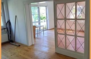 Einfamilienhaus kaufen in 91560 Heilsbronn, 320.000 EUR für SOFORT freies 120 qm Haus mit 2 Garagen und herrlichen Spielgarten