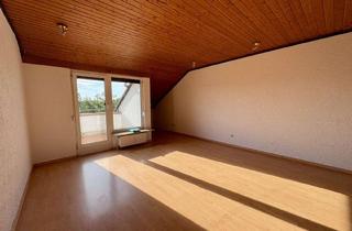 Wohnung kaufen in 67065 Mundenheim, Für Eigennutzer & Kapitalanleger: Helle 3-ZKB-Dachgeschosswohnung mit Stellplatz