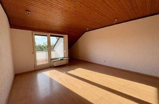 Wohnung kaufen in 67065 Mundenheim, Für Eigennutzer & Kapitalanleger: Helle 3-ZKB-Dachgeschosswohnung mit Stellplatz