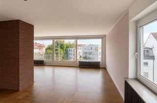 Wohnung mieten in Bleichstraße, 89077 Weststadt, 4-Zimmer-Wohnung mit Dachterrasse! Gerne auch für WGs!