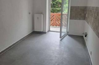 Wohnung mieten in 04720 Döbeln, Gemütliche Altbauwohnung mit großem Balkon!
