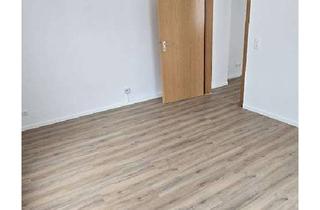 Wohnung mieten in Maxstraße 24, 45127 Stadtkern, Schöne 1-Zimmer-Wohnung mit Tageslichtbad!