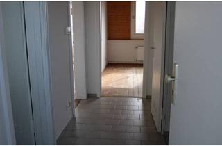 Wohnung mieten in Kattowitzer Straße 211, 38226 Lebenstedt, Ideal für Singles oder Paare: 2-Zimmer-Wohnung mit Balkon