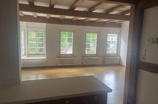 Wohnung mieten in 72764 Reutlingen, Gepflegte 2,5-Raum-Wohnung mit Balkon und Küchenzeile Reutlingen Innenstadt