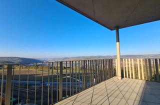 Wohnung mieten in Danziger Str. 13, 73760 Ostfildern, Beste Aussichten: Exklusive 3-Raum-Panorama-Wohnung mit hochwertiger Einbauküche und TG-Stellplatz