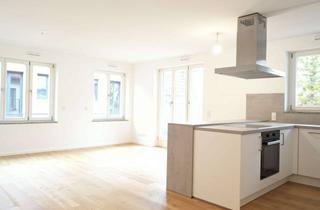 Wohnung mieten in Pfanzeltplatz 15a, 81737 München, Komfortable Wohnung mit Terrasse und Einbauküche am Pfanzeltplatz 15a