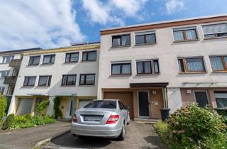 Reihenhaus kaufen in 71691 Freiberg, Geräumiges Reihenhaus in guter Lage mit Garten und Garage für die Familie