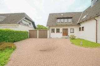 Haus mieten in 40885 Ratingen, Breitscheid: Einfamilienhaus mit Garten und 2 Garagen