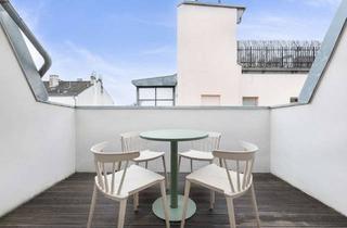 Wohnung kaufen in Schönhauser Allee 186, 10119 Prenzlauer Berg, Nahe Rosa-Luxemburg-Platz: 2,5 Zimmer DG-Wohnung im 4. OG, West-Terrasse, Einbauküche, Wannenbad