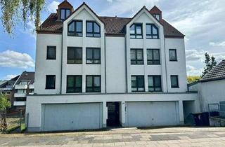 Wohnung kaufen in 50829 Bocklemünd/Mengenich, Licht, Raum & Stil auf zwei Ebenen – frisch renovierte Maisonette mit Terrasse und 3 Schlafzimmern