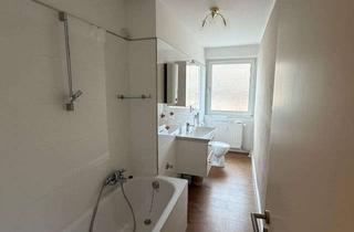 Wohnung mieten in Dollendorfstraße 17, 45144 Frohnhausen, Wohnen mit Charakter: 3,5-Zimmer-Wohnung in Essen-Frohnhausen