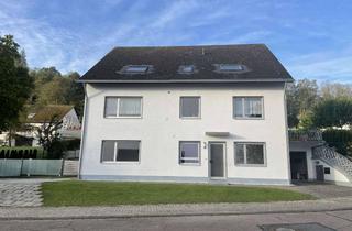 Wohnung mieten in Akazienweg, 56154 Boppard, Dachgeschoss-Wohnung in Boppard: Drei Zimmer mit Balkon