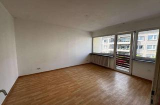 Wohnung mieten in Roßdörfer Str. 69, 64287 Darmstadt, 3-Zi-Whg im 1. OG mit Balkon und EBK, nähe Woog - ideal für WG (auch Studenten)