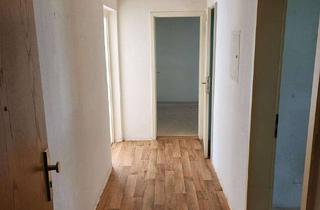 Wohnung mieten in Straße Der Volkssolidarität 58, 06526 Sangerhausen, Achtung Heimwerker – Wohnraum mit Gestaltungsspielraum! 2Raum Wohnungen