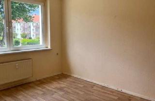 Wohnung mieten in Erich-Weinert-Straße 30, 06526 Sangerhausen, Achtung Heimwerker – Wohnraum mit Gestaltungsspielraum! 2Raum Wohnungen