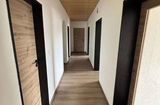 Wohnung mieten in Fliederstr. 12, 84056 Rottenburg, Helle 4-Zimmer-Wohnung (OG) mit Balkon u. Garten KERNSANIERT