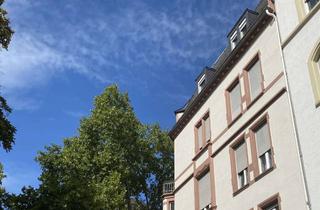 Wohnung mieten in 60318 Nordend-West, *Erstbezug nach Renovierung* Stilvolle, helle Altbauwohnung, Balkon - 4 Zi - in bester Nordendlage