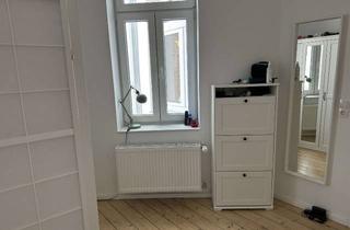 WG-Zimmer mieten in Burggartenstraße, 53115 Poppelsdorf, Möbliertes WG-Zimmer in Bonn. 670 € warm + 40 € Strom. Esszimmer auch als Schlafzimmer nutzbar.