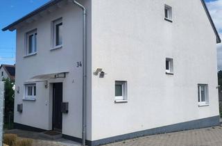 Haus mieten in Gärtringer Straße 34, 71154 Nufringen, Wohnen mit Charakter: Modernisiertes Einfamilienhaus in Nufringen
