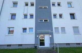Wohnung mieten in Farrenbroich 17, 45327 Katernberg, Modernisierte 2-Zimmer-Wohnung mit Balkon in ruhiger Lage